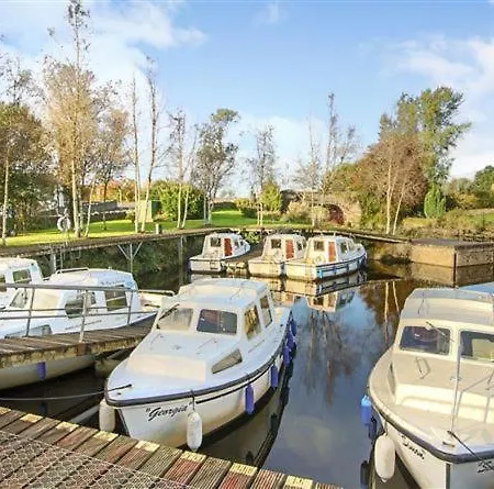 Leitrim Quay - Riverside 4 Tatil Evi *