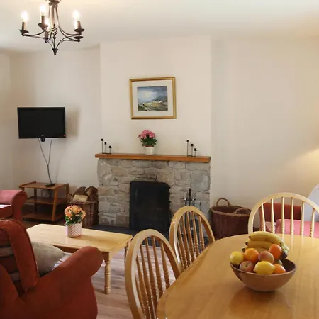 Leitrim Quay - Riverside 4 *